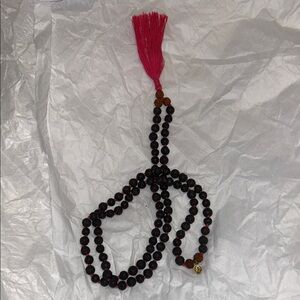 Elegant Black and Pink Beaded Necklace